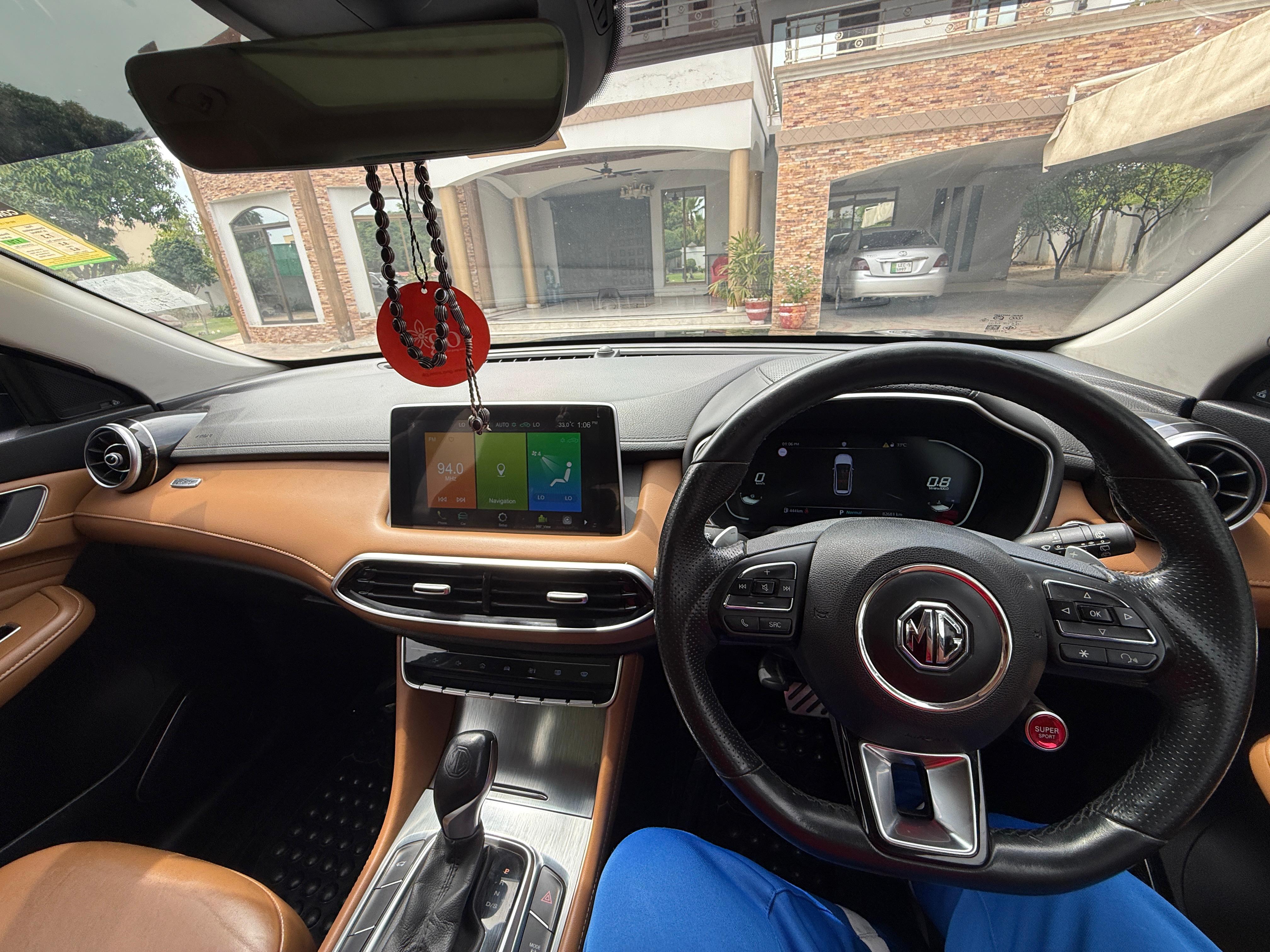 MG HS 2.0T AWD 2022