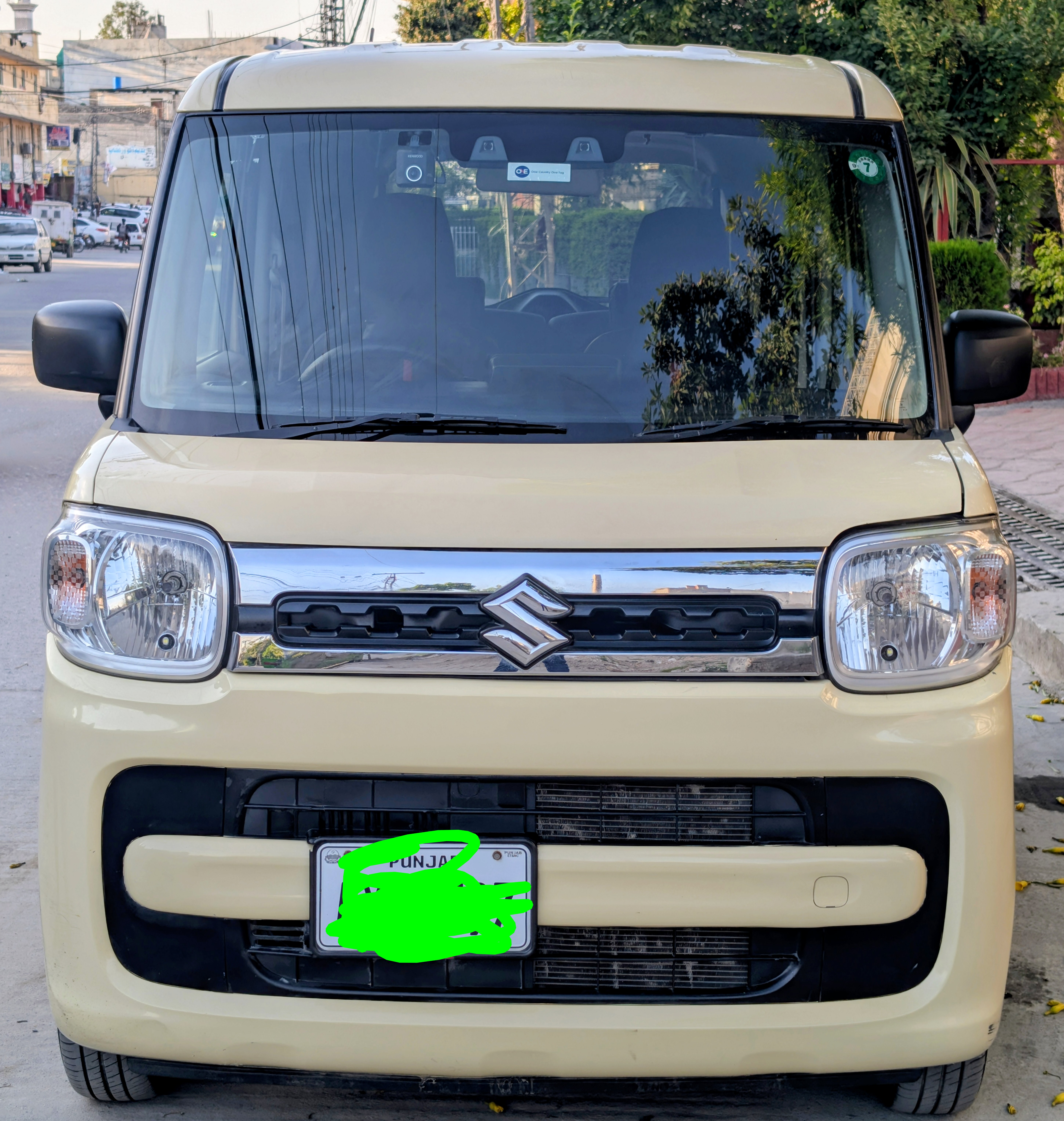 Suzuki Spacia X