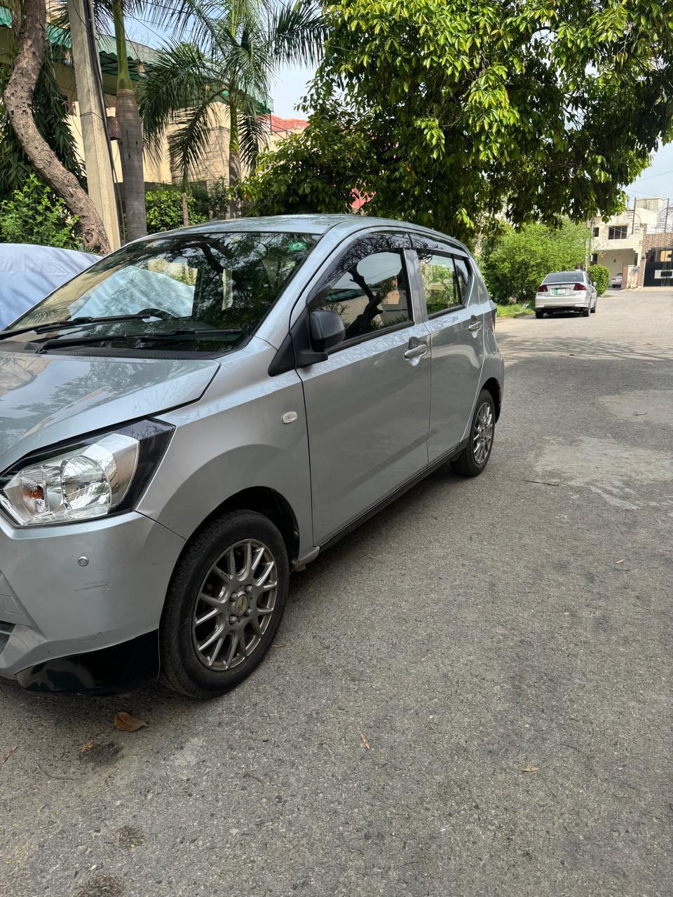 Daihatsu Mira 2022