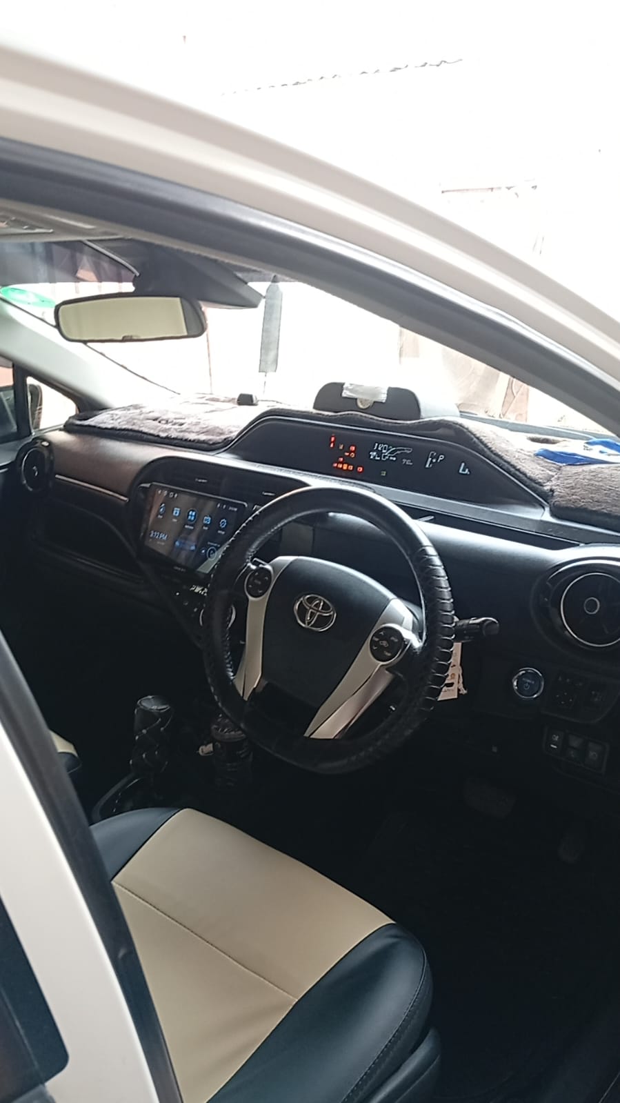 Toyota Aqua G 2016