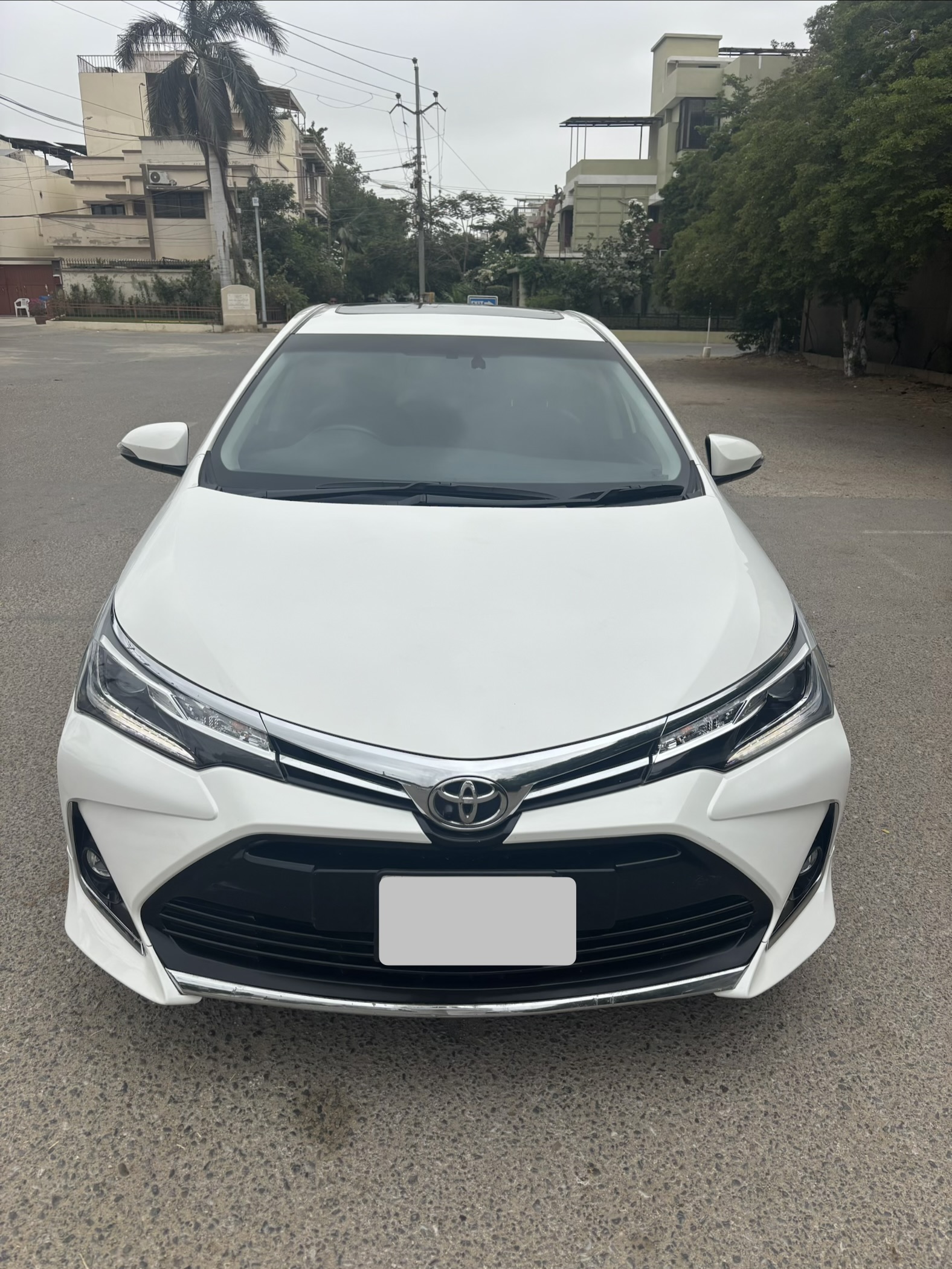 Altis Grande X CVT-i 1.8 2023