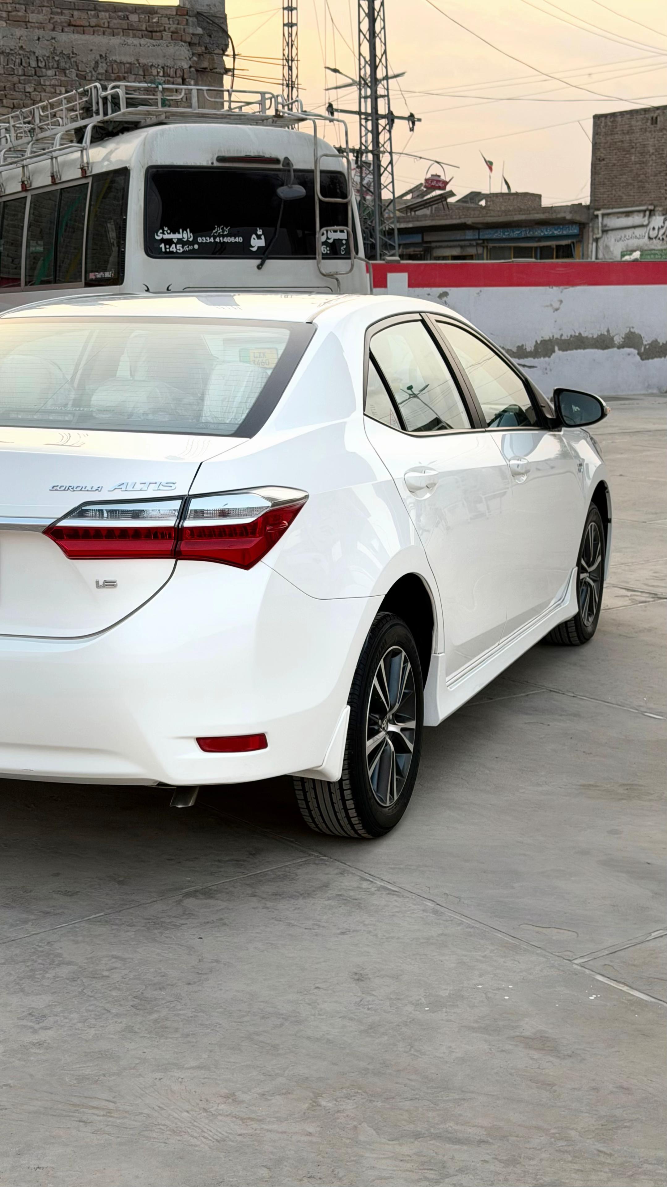 Toyota Corolla Altis Automatic 1.6 2018